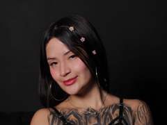 Parisnoa - female with black hair and  big tits webcam at xLoveCam