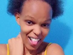 Pascalinee from xLoveCam