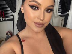 PatriciaEdwards - female with brown hair and  big tits webcam at LiveJasmin