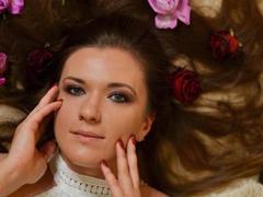 PatriciaSyde - female with brown hair and  small tits webcam at xLoveCam