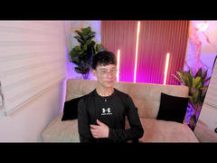 PatrickHolland from xLoveCam
