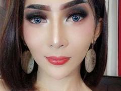 PatryGoddess - blond shemale webcam at xLoveCam