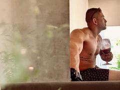 PaulHotS from xLoveCam