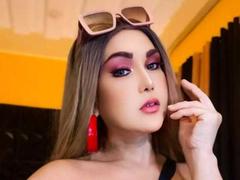 PaulaAmore - shemale with black hair webcam at LiveJasmin