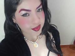 PaulaEllie - female with black hair and  big tits webcam at xLoveCam