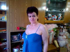 PaulaGoldens - female with black hair and  small tits webcam at ImLive