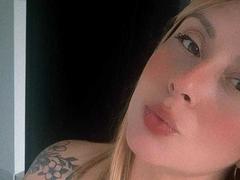 Paulette_roux - blond female with  big tits webcam at StripChat