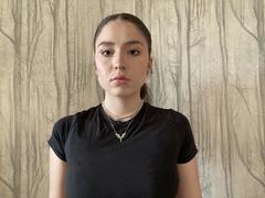 PauleneCroak - female webcam at xLoveCam
