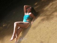 PauletteLove - female with black hair and  small tits webcam at xLoveCam