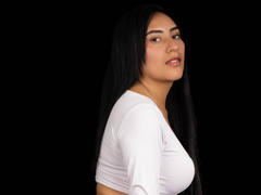 PauletteQui from xLoveCam