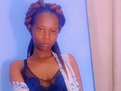 PelgyCarter - female with brown hair webcam at xLoveCam