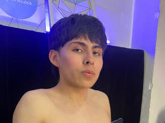PepperTwink - male webcam at xLoveCam