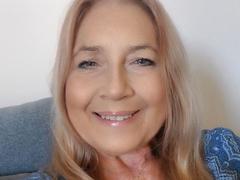 PerfectSofia - blond female with  small tits webcam at xLoveCam