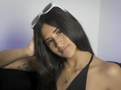 PeytonGray - female with black hair webcam at xLoveCam