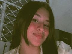 PeytonGray - female with black hair webcam at xLoveCam