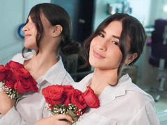 PeytonGray - female with black hair webcam at xLoveCam