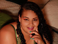 JuliSimons - female with black hair and  big tits webcam at ImLive