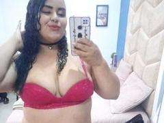 JuliSimons - female with black hair and  big tits webcam at ImLive