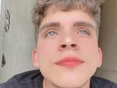 PhillipePinky - male webcam at xLoveCam