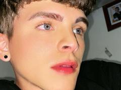 PhillipePinky - male webcam at xLoveCam