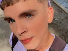 PhillipePinky - male webcam at xLoveCam