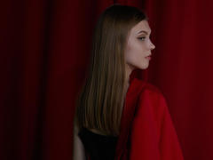 PhoebeDyson - female webcam at xLoveCam