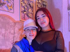 PhoenixEvelyn - couple webcam at xLoveCam