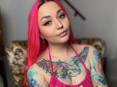 PinkHurricane-hot - female with brown hair webcam at xLoveCam