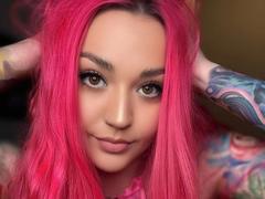 PinkHurricane-hot - female with brown hair webcam at xLoveCam