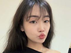 PinkyBlooom - female webcam at xLoveCam