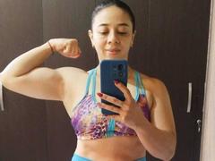 PinkyDrears from LiveJasmin