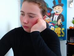 Piones from xLoveCam