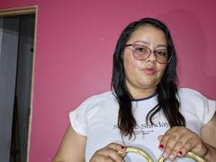 PlumpVixen - female with black hair webcam at xLoveCam