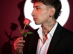 PolMood - male webcam at xLoveCam