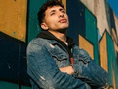 PolMood - male webcam at xLoveCam