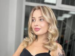 PolinaLaur - blond female with  small tits webcam at xLoveCam