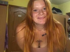 PollyKatie from xLoveCam