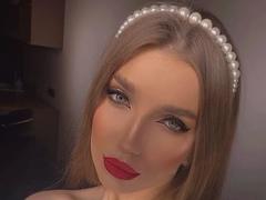 PortiaKomer - female with brown hair webcam at xLoveCam