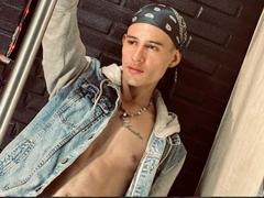 BrianThonson - male webcam at LiveJasmin