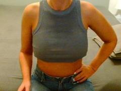 PrettyEllen - female with brown hair webcam at xLoveCam