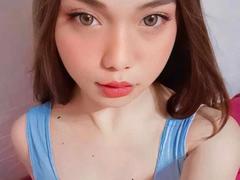 PrettyHugeCock-hot from xLoveCam