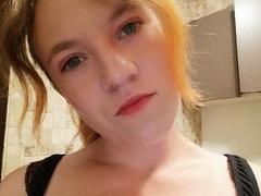 PrettyVoron - female with red hair and  big tits webcam at xLoveCam