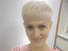 Priestess-hot - female with red hair webcam at xLoveCam