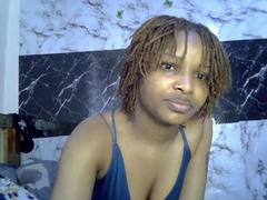 Priiya from xLoveCam