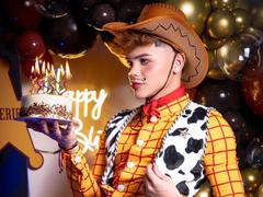 PrinceSteve - male webcam at xLoveCam