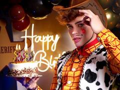 PrinceSteve from xLoveCam