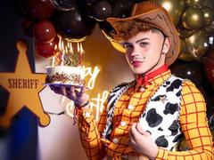 PrinceSteve - male webcam at xLoveCam