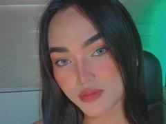 PrincessKylie from xLoveCam