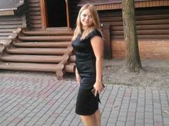 PriscillaFoxy - blond female with  small tits webcam at xLoveCam