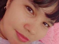 PrittyAlicia - female webcam at xLoveCam